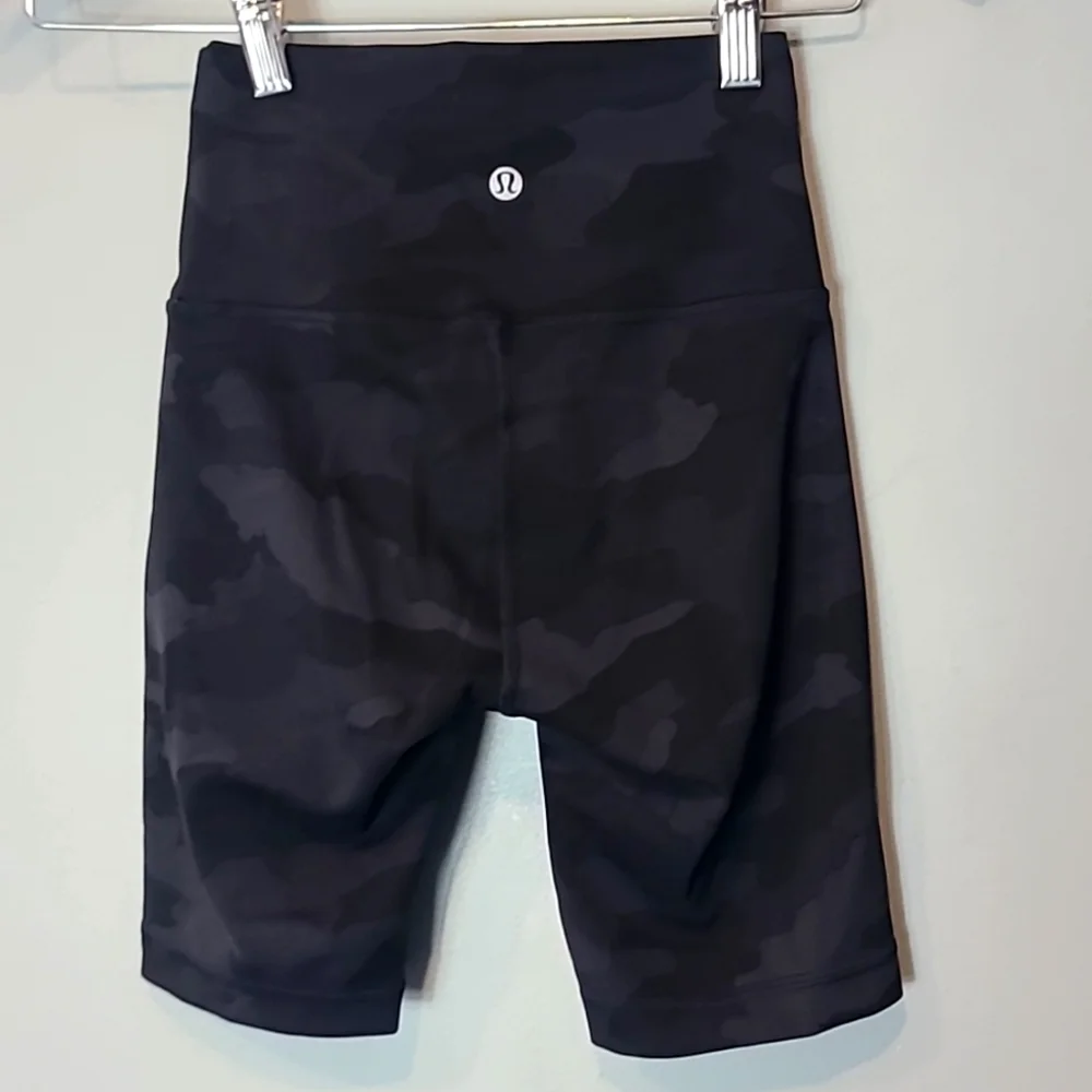 Lululemon Wunder Train High Rise Short 8